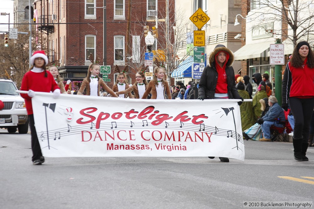 Mayors Christmas Parade 2010\nPhotography by: Buckleman Photography\nall images ©2010 Buckleman Photography\nThe images displayed here are of low resolution;\nReprints available, please contact us: \ngerard@bucklemanphotography.com\n410.608.7990\nbucklemanphotography.com\n9805.jpg