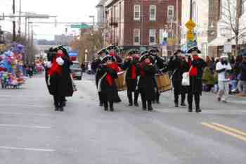 Mayors Christmas Parade 2010\nPhotography by: Buckleman Photography\nall images ©2010 Buckleman Photography\nThe images displayed here are of low resolution;\nReprints available, please contact us: \ngerard@bucklemanphotography.com\n410.608.7990\nbucklemanphotography.com\n9865.jpg