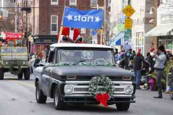 Mayors Christmas Parade 2010\nPhotography by: Buckleman Photography\nall images ©2010 Buckleman Photography\nThe images displayed here are of low resolution;\nReprints available, please contact us: \ngerard@bucklemanphotography.com\n410.608.7990\nbucklemanphotography.com\n9872.jpg