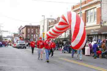 Mayors Christmas Parade 2010\nPhotography by: Buckleman Photography\nall images ©2010 Buckleman Photography\nThe images displayed here are of low resolution;\nReprints available, please contact us: \ngerard@bucklemanphotography.com\n410.608.7990\nbucklemanphotography.com\n9910.jpg