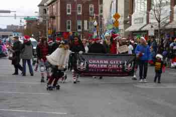 Mayors Christmas Parade 2010\nPhotography by: Buckleman Photography\nall images ©2010 Buckleman Photography\nThe images displayed here are of low resolution;\nReprints available, please contact us: \ngerard@bucklemanphotography.com\n410.608.7990\nbucklemanphotography.com\n9938.jpg