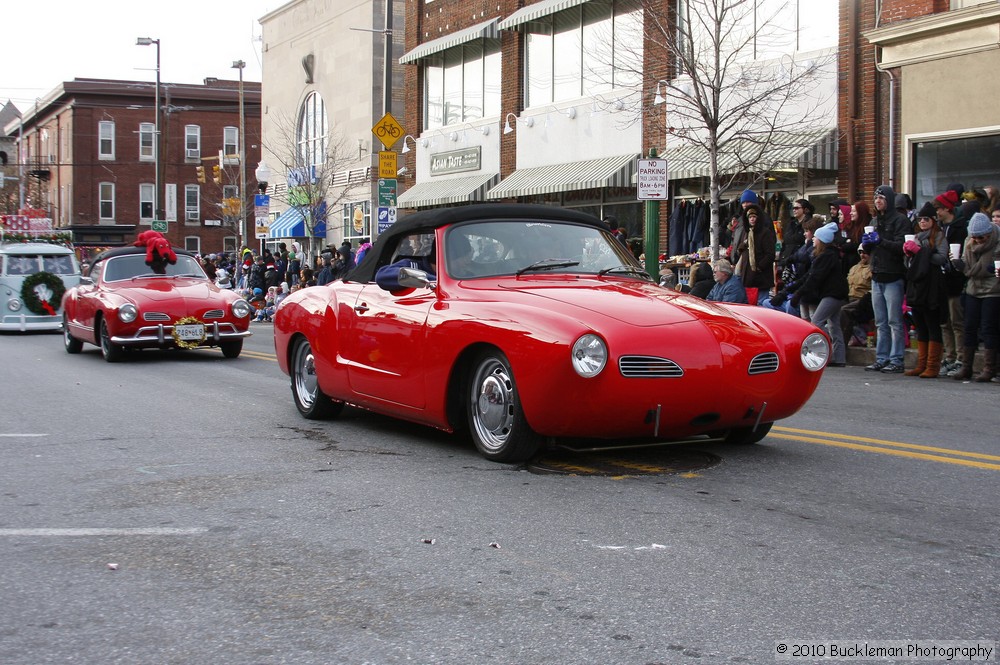 Mayors Christmas Parade 2010\nPhotography by: Buckleman Photography\nall images ©2010 Buckleman Photography\nThe images displayed here are of low resolution;\nReprints available, please contact us: \ngerard@bucklemanphotography.com\n410.608.7990\nbucklemanphotography.com\n9968.jpg