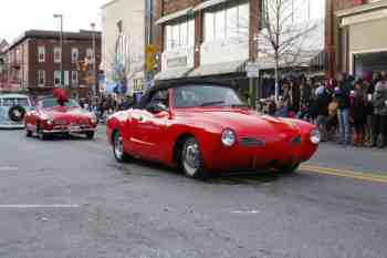 Mayors Christmas Parade 2010\nPhotography by: Buckleman Photography\nall images ©2010 Buckleman Photography\nThe images displayed here are of low resolution;\nReprints available, please contact us: \ngerard@bucklemanphotography.com\n410.608.7990\nbucklemanphotography.com\n9968.jpg