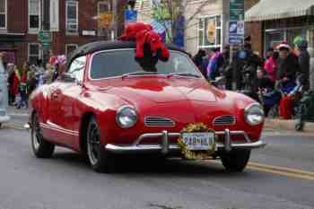 Mayors Christmas Parade 2010\nPhotography by: Buckleman Photography\nall images ©2010 Buckleman Photography\nThe images displayed here are of low resolution;\nReprints available, please contact us: \ngerard@bucklemanphotography.com\n410.608.7990\nbucklemanphotography.com\n9969.jpg