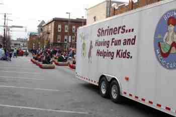 Mayors Christmas Parade 2010\nPhotography by: Buckleman Photography\nall images ©2010 Buckleman Photography\nThe images displayed here are of low resolution;\nReprints available, please contact us: \ngerard@bucklemanphotography.com\n410.608.7990\nbucklemanphotography.com\n_MG_0005.CR2