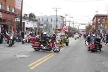 Mayors Christmas Parade 2010\nPhotography by: Buckleman Photography\nall images ©2010 Buckleman Photography\nThe images displayed here are of low resolution;\nReprints available, please contact us: \ngerard@bucklemanphotography.com\n410.608.7990\nbucklemanphotography.com\n_MG_0030.CR2