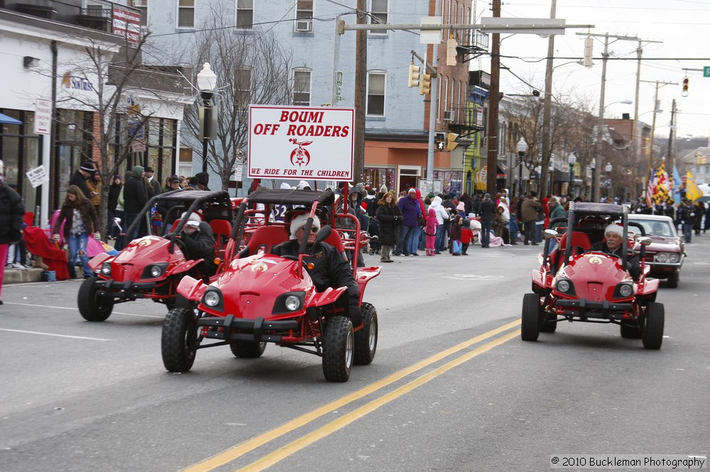 Mayors Christmas Parade 2010\nPhotography by: Buckleman Photography\nall images ©2010 Buckleman Photography\nThe images displayed here are of low resolution;\nReprints available, please contact us: \ngerard@bucklemanphotography.com\n410.608.7990\nbucklemanphotography.com\n_MG_0032.CR2
