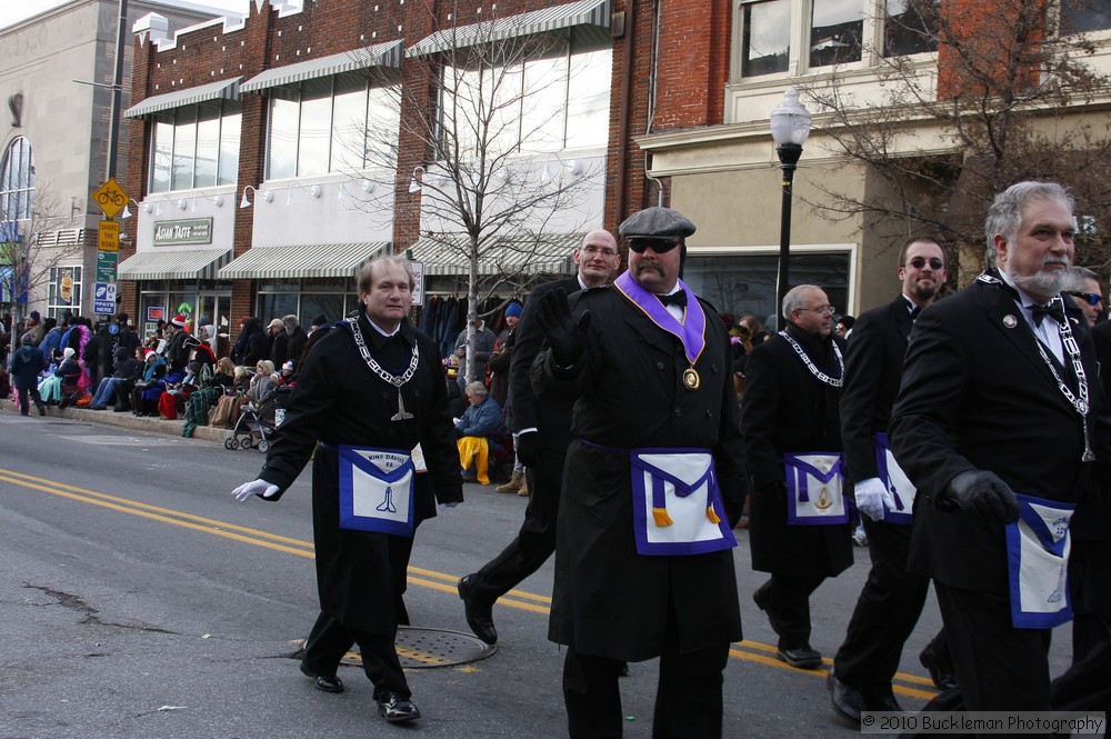 Mayors Christmas Parade 2010\nPhotography by: Buckleman Photography\nall images ©2010 Buckleman Photography\nThe images displayed here are of low resolution;\nReprints available, please contact us: \ngerard@bucklemanphotography.com\n410.608.7990\nbucklemanphotography.com\n_MG_9995.CR2