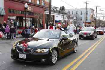 Mayors Christmas Parade 2010\nPhotography by: Buckleman Photography\nall images ©2010 Buckleman Photography\nThe images displayed here are of low resolution;\nReprints available, please contact us: \ngerard@bucklemanphotography.com\n410.608.7990\nbucklemanphotography.com\n_MG_0062.CR2