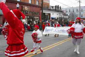 Mayors Christmas Parade 2010\nPhotography by: Buckleman Photography\nall images ©2010 Buckleman Photography\nThe images displayed here are of low resolution;\nReprints available, please contact us: \ngerard@bucklemanphotography.com\n410.608.7990\nbucklemanphotography.com\n_MG_0081.CR2