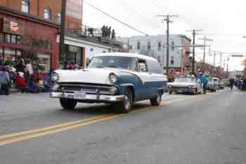 45th Annual Mayors Christmas Parade 2010\nPhotography by: Buckleman Photography\nall images ©2010 Buckleman Photography\nThe images displayed here are of low resolution;\nReprints available, please contact us: \ngerard@bucklemanphotography.com\n410.608.7990\nbucklemanphotography.com\n_MG_0088.CR2