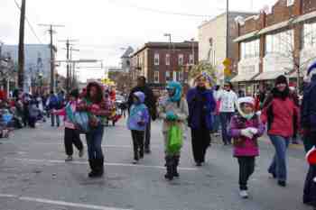 45th Annual Mayors Christmas Parade 2010\nPhotography by: Buckleman Photography\nall images ©2010 Buckleman Photography\nThe images displayed here are of low resolution;\nReprints available, please contact us: \ngerard@bucklemanphotography.com\n410.608.7990\nbucklemanphotography.com\n_MG_0128.CR2