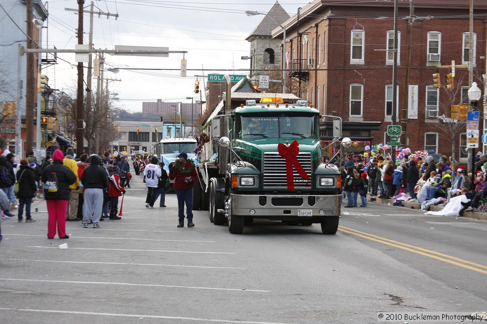 45th Annual Mayors Christmas Parade 2010\nPhotography by: Buckleman Photography\nall images ©2010 Buckleman Photography\nThe images displayed here are of low resolution;\nReprints available, please contact us: \ngerard@bucklemanphotography.com\n410.608.7990\nbucklemanphotography.com\n_MG_0162.CR2