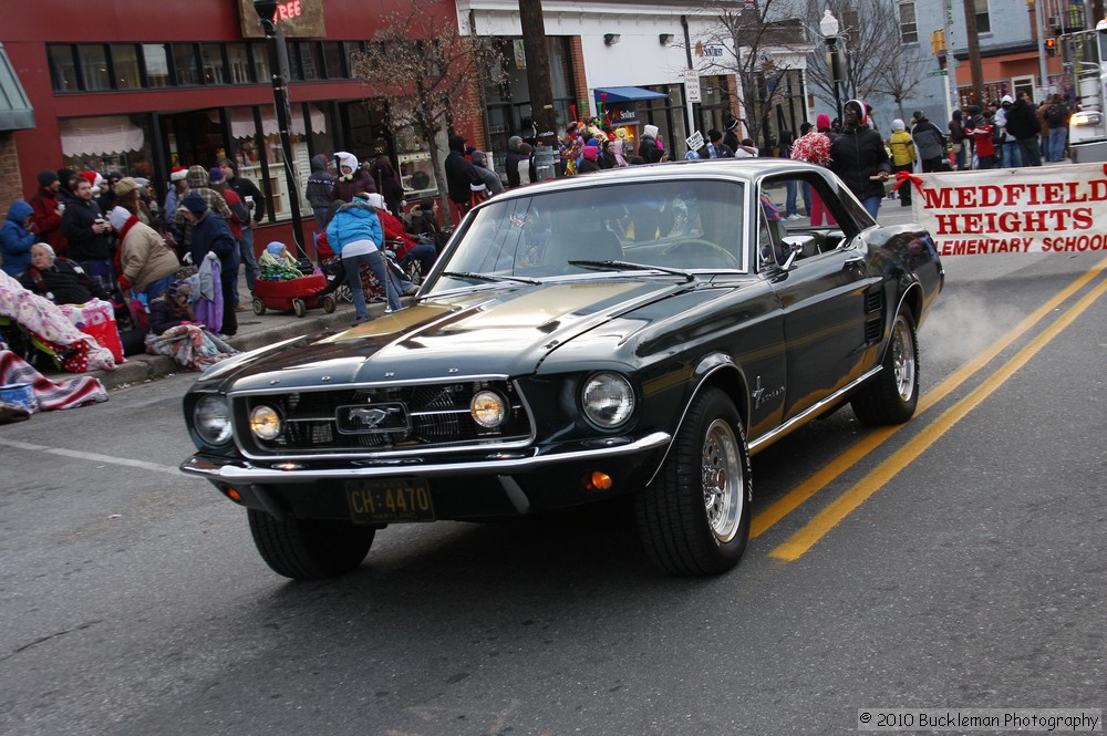 45th Annual Mayors Christmas Parade 2010\nPhotography by: Buckleman Photography\nall images ©2010 Buckleman Photography\nThe images displayed here are of low resolution;\nReprints available, please contact us: \ngerard@bucklemanphotography.com\n410.608.7990\nbucklemanphotography.com\n_MG_0204.CR2