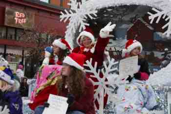 45th Annual Mayors Christmas Parade 2010\nPhotography by: Buckleman Photography\nall images ©2010 Buckleman Photography\nThe images displayed here are of low resolution;\nReprints available, please contact us: \ngerard@bucklemanphotography.com\n410.608.7990\nbucklemanphotography.com\n_MG_0243.CR2