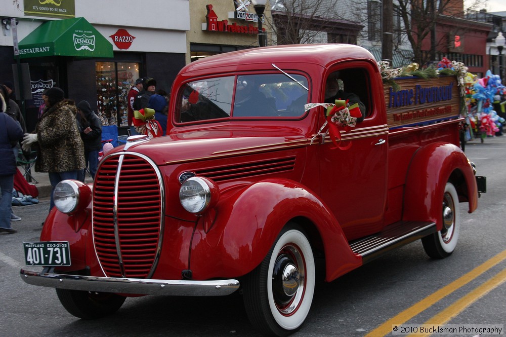 45th Annual Mayors Christmas Parade 2010\nPhotography by: Buckleman Photography\nall images ©2010 Buckleman Photography\nThe images displayed here are of low resolution;\nReprints available, please contact us: \ngerard@bucklemanphotography.com\n410.608.7990\nbucklemanphotography.com\n_MG_0286.CR2