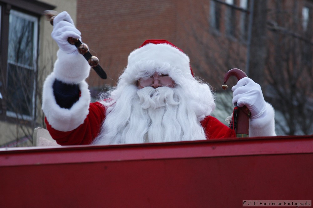 45th Annual Mayors Christmas Parade 2010\nPhotography by: Buckleman Photography\nall images ©2010 Buckleman Photography\nThe images displayed here are of low resolution;\nReprints available, please contact us: \ngerard@bucklemanphotography.com\n410.608.7990\nbucklemanphotography.com\n_MG_0430.CR2