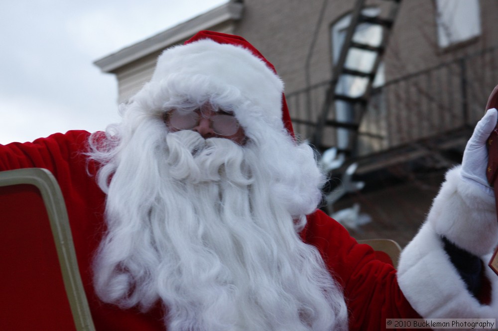 45th Annual Mayors Christmas Parade 2010\nPhotography by: Buckleman Photography\nall images ©2010 Buckleman Photography\nThe images displayed here are of low resolution;\nReprints available, please contact us: \ngerard@bucklemanphotography.com\n410.608.7990\nbucklemanphotography.com\n_MG_0446.CR2