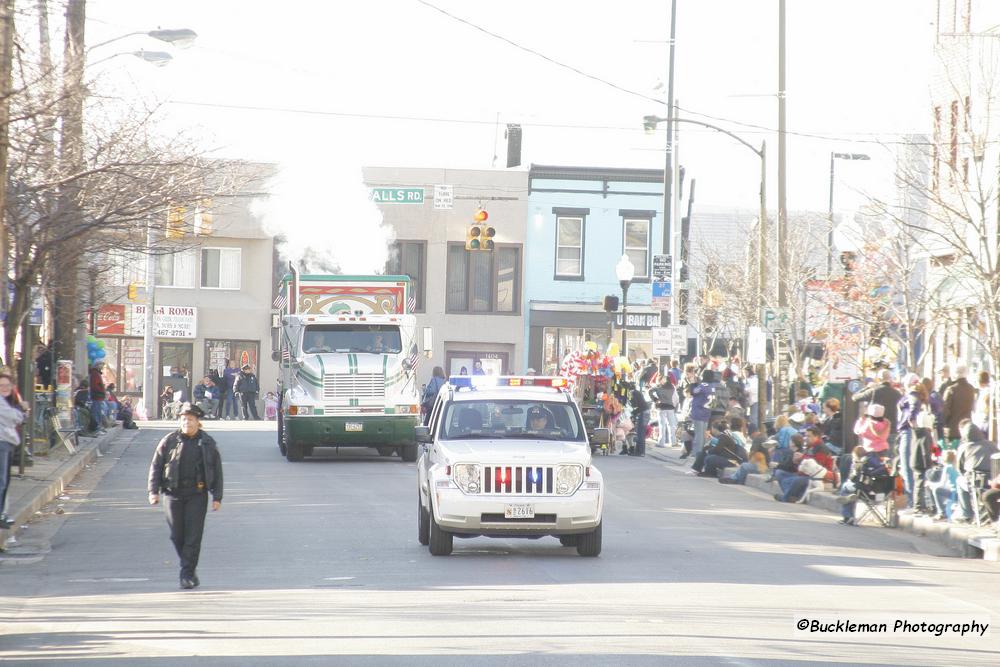 Mayors Christmas Parade -  Division 1, 2011\nPhotography by: Buckleman Photography\nall images ©2011 Buckleman Photography\nThe images displayed here are of low resolution;\nReprints available,  please contact us: \ngerard@bucklemanphotography.com\n410.608.7990\nbucklemanphotography.com\n1924.jpg