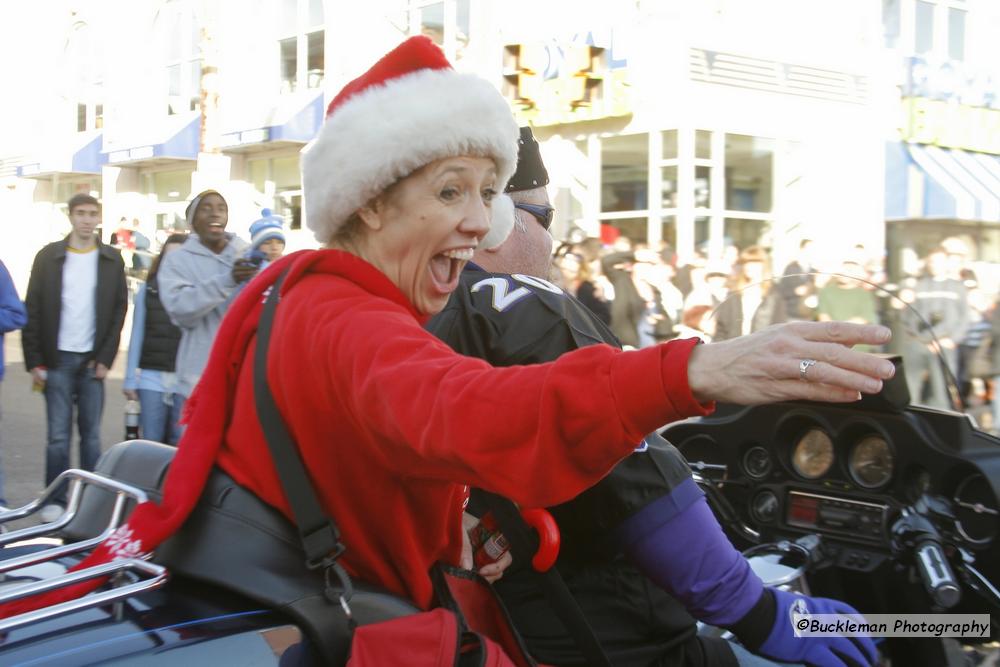 Mayors Christmas Parade -  Division 1, 2011\nPhotography by: Buckleman Photography\nall images ©2011 Buckleman Photography\nThe images displayed here are of low resolution;\nReprints available,  please contact us: \ngerard@bucklemanphotography.com\n410.608.7990\nbucklemanphotography.com\n1941.jpg