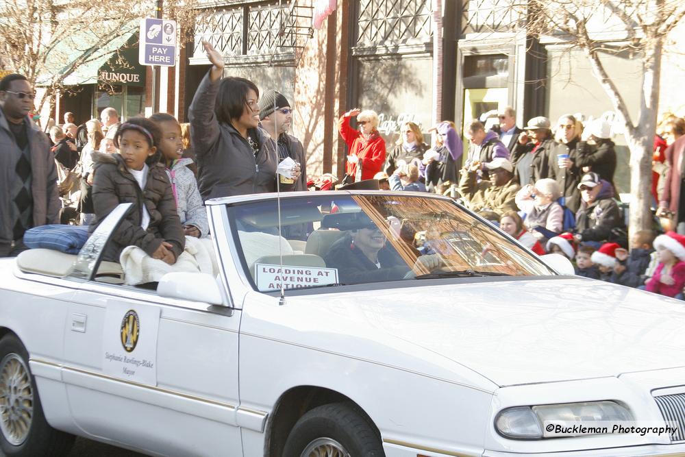 Mayors Christmas Parade -  Division 1, 2011\nPhotography by: Buckleman Photography\nall images ©2011 Buckleman Photography\nThe images displayed here are of low resolution;\nReprints available,  please contact us: \ngerard@bucklemanphotography.com\n410.608.7990\nbucklemanphotography.com\n1956.jpg