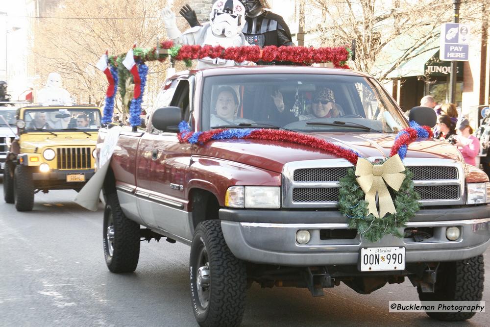 Mayors Christmas Parade -  Division 1, 2011\nPhotography by: Buckleman Photography\nall images ©2011 Buckleman Photography\nThe images displayed here are of low resolution;\nReprints available,  please contact us: \ngerard@bucklemanphotography.com\n410.608.7990\nbucklemanphotography.com\n2001.jpg