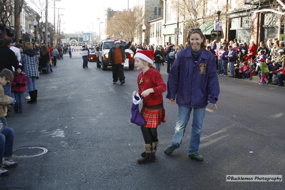 Mayors Christmas Parade -  Division 1, 2011\nPhotography by: Buckleman Photography\nall images ©2011 Buckleman Photography\nThe images displayed here are of low resolution;\nReprints available,  please contact us: \ngerard@bucklemanphotography.com\n410.608.7990\nbucklemanphotography.com\n2054.jpg