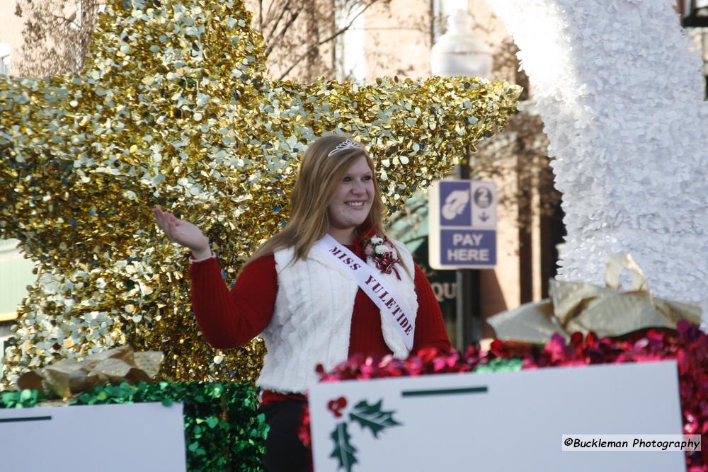 Mayors Christmas Parade -  Division 1, 2011\nPhotography by: Buckleman Photography\nall images ©2011 Buckleman Photography\nThe images displayed here are of low resolution;\nReprints available,  please contact us: \ngerard@bucklemanphotography.com\n410.608.7990\nbucklemanphotography.com\n2069.jpg