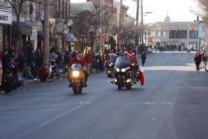 Mayors Christmas Parade -  Division 1, 2011\nPhotography by: Buckleman Photography\nall images ©2011 Buckleman Photography\nThe images displayed here are of low resolution;\nReprints available,  please contact us: \ngerard@bucklemanphotography.com\n410.608.7990\nbucklemanphotography.com\n3080.jpg