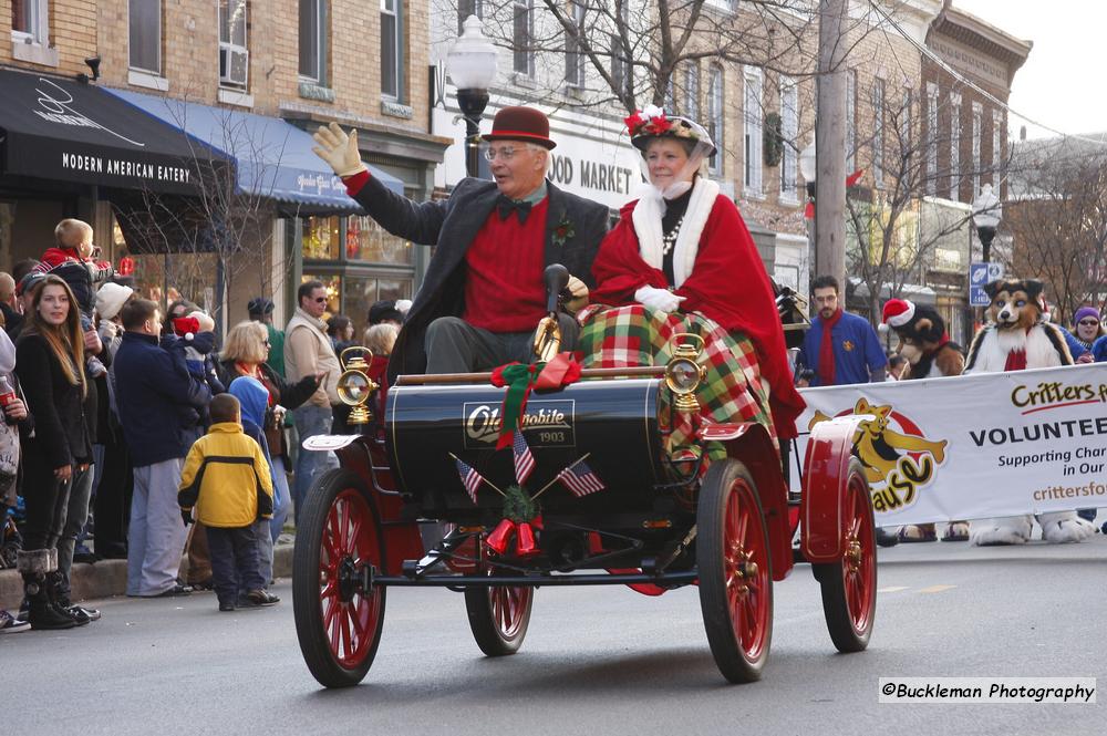 Mayors Christmas Parade -  Division 1, 2011\nPhotography by: Buckleman Photography\nall images ©2011 Buckleman Photography\nThe images displayed here are of low resolution;\nReprints available,  please contact us: \ngerard@bucklemanphotography.com\n410.608.7990\nbucklemanphotography.com\n3299.jpg