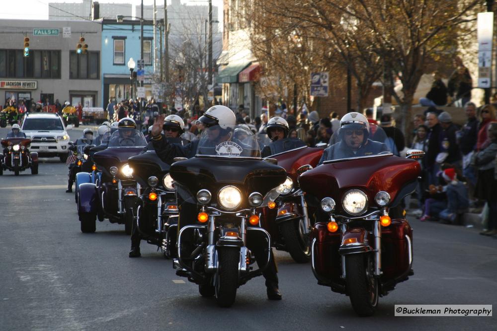 Mayors Christmas Parade Division 1a - 2011\nPhotography by: Buckleman Photography\nall images ©2011 Buckleman Photography\nThe images displayed here are of low resolution;\nReprints & Website usage available, please contact us: \ngerard@bucklemanphotography.com\n410.608.7990\nbucklemanphotography.com\n2207.jpg