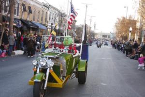 Mayors Christmas Parade Division 1a - 2011\nPhotography by: Buckleman Photography\nall images ©2011 Buckleman Photography\nThe images displayed here are of low resolution;\nReprints & Website usage available, please contact us: \ngerard@bucklemanphotography.com\n410.608.7990\nbucklemanphotography.com\n3331.jpg