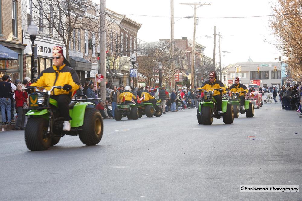 Mayors Christmas Parade Division 1a - 2011\nPhotography by: Buckleman Photography\nall images ©2011 Buckleman Photography\nThe images displayed here are of low resolution;\nReprints & Website usage available, please contact us: \ngerard@bucklemanphotography.com\n410.608.7990\nbucklemanphotography.com\n3337.jpg