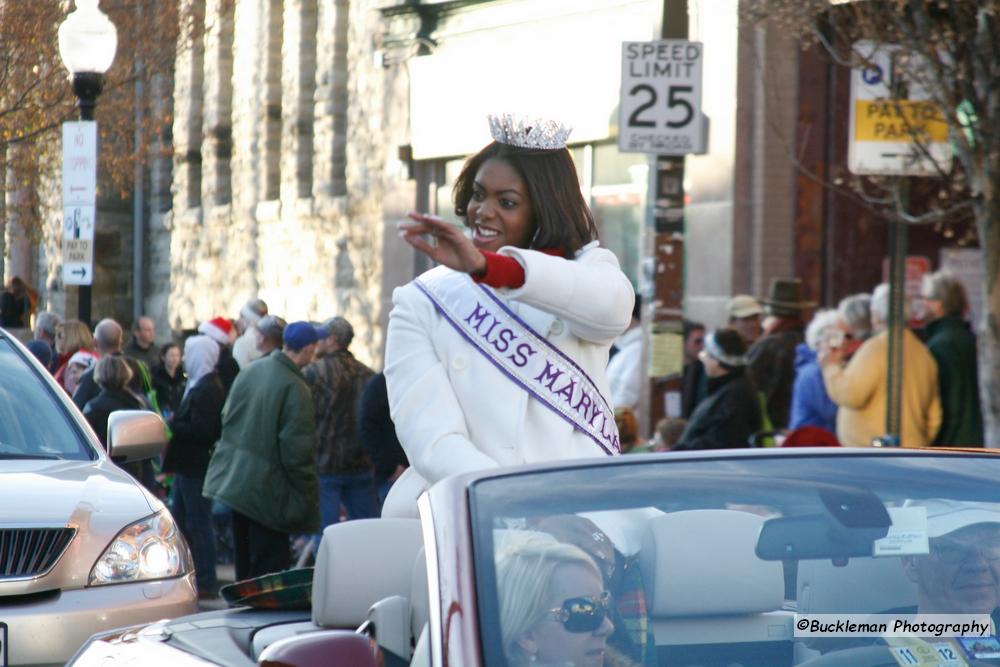 Mayors Christmas Parade Division 2 -  2011\nPhotography by: Buckleman Photography\nall images ©2011 Buckleman Photography\nThe images displayed here are of low resolution;\nReprints & Website usage available, please contact us: \ngerard@bucklemanphotography.com\n410.608.7990\nbucklemanphotography.com\n2262.jpg