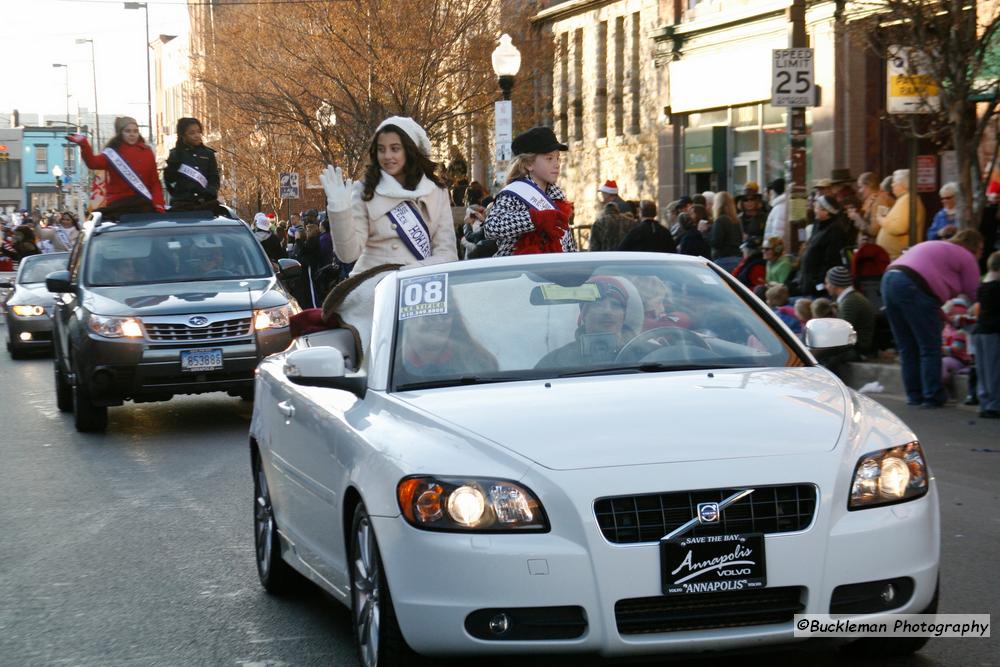 Mayors Christmas Parade Division 2 -  2011\nPhotography by: Buckleman Photography\nall images ©2011 Buckleman Photography\nThe images displayed here are of low resolution;\nReprints & Website usage available, please contact us: \ngerard@bucklemanphotography.com\n410.608.7990\nbucklemanphotography.com\n2273.jpg