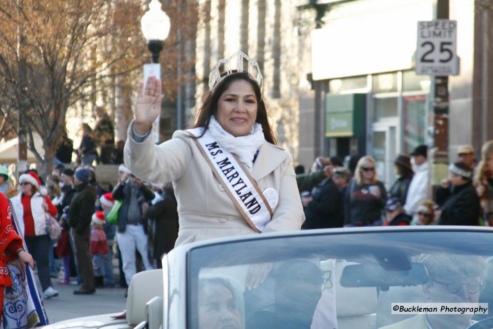 Mayors Christmas Parade Division 2 -  2011\nPhotography by: Buckleman Photography\nall images ©2011 Buckleman Photography\nThe images displayed here are of low resolution;\nReprints & Website usage available, please contact us: \ngerard@bucklemanphotography.com\n410.608.7990\nbucklemanphotography.com\n2279.jpg