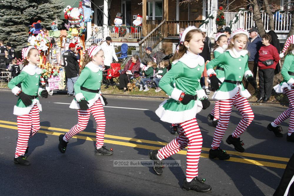 40th Annual Mayors Christmas Parade 2012\nPhotography by: Buckleman Photography\nall images ©2012 Buckleman Photography\nThe images displayed here are of low resolution;\nReprints available,  please contact us: \ngerard@bucklemanphotography.com\n410.608.7990\nbucklemanphotography.com\nFile Number - 2202.jpg