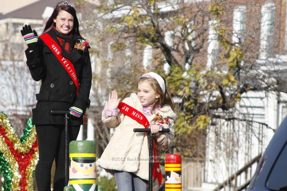 40th Annual Mayors Christmas Parade 2012\nPhotography by: Buckleman Photography\nall images ©2012 Buckleman Photography\nThe images displayed here are of low resolution;\nReprints available,  please contact us: \ngerard@bucklemanphotography.com\n410.608.7990\nbucklemanphotography.com\nFile Number - 2242.jpg