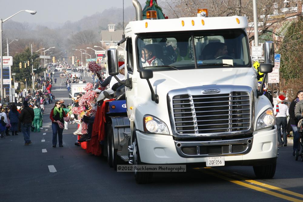 40th Annual Mayors Christmas Parade 2012\nPhotography by: Buckleman Photography\nall images ©2012 Buckleman Photography\nThe images displayed here are of low resolution;\nReprints available,  please contact us: \ngerard@bucklemanphotography.com\n410.608.7990\nbucklemanphotography.com\nFile Number - 2317.jpg