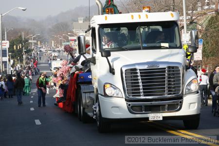 40th Annual Mayors Christmas Parade 2012\nPhotography by: Buckleman Photography\nall images ©2012 Buckleman Photography\nThe images displayed here are of low resolution;\nReprints available,  please contact us: \ngerard@bucklemanphotography.com\n410.608.7990\nbucklemanphotography.com\nFile Number - 2317.jpg