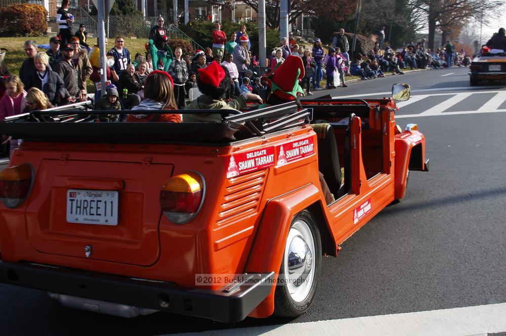 40th Annual Mayors Christmas Parade 2012\nPhotography by: Buckleman Photography\nall images ©2012 Buckleman Photography\nThe images displayed here are of low resolution;\nReprints available,  please contact us: \ngerard@bucklemanphotography.com\n410.608.7990\nbucklemanphotography.com\nFile Number - 5428.jpg