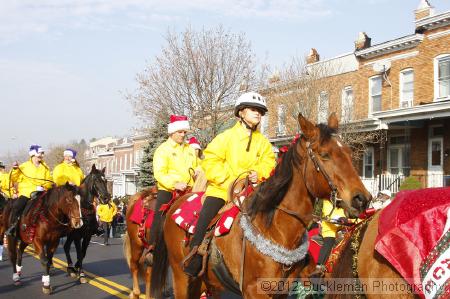 40th Annual Mayors Christmas Parade 2012\nPhotography by: Buckleman Photography\nall images ©2012 Buckleman Photography\nThe images displayed here are of low resolution;\nReprints available,  please contact us: \ngerard@bucklemanphotography.com\n410.608.7990\nbucklemanphotography.com\nFile Number - 5525.jpg