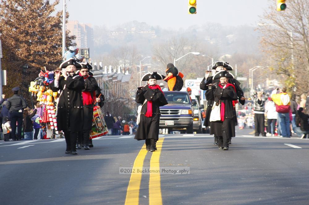 40th Annual Mayors Christmas Parade 2012\nPhotography by: Buckleman Photography\nall images ©2012 Buckleman Photography\nThe images displayed here are of low resolution;\nReprints available,  please contact us: \ngerard@bucklemanphotography.com\n410.608.7990\nbucklemanphotography.com\nFile Number - 5583.jpg