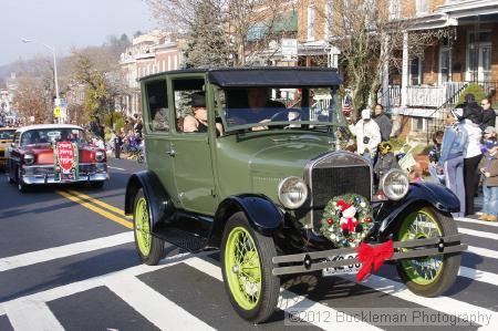 40th Annual Mayors Christmas Parade 2012\nPhotography by: Buckleman Photography\nall images ©2012 Buckleman Photography\nThe images displayed here are of low resolution;\nReprints available,  please contact us: \ngerard@bucklemanphotography.com\n410.608.7990\nbucklemanphotography.com\nFile Number - 5658.jpg