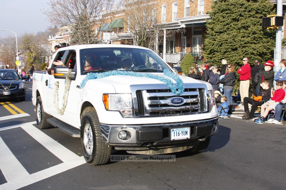 40th Annual Mayors Christmas Parade 2012\nPhotography by: Buckleman Photography\nall images ©2012 Buckleman Photography\nThe images displayed here are of low resolution;\nReprints available,  please contact us: \ngerard@bucklemanphotography.com\n410.608.7990\nbucklemanphotography.com\nFile Number - 5711.jpg