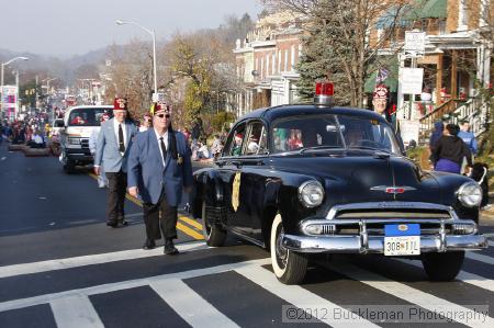 40th Annual Mayors Christmas Parade 2012\nPhotography by: Buckleman Photography\nall images ©2012 Buckleman Photography\nThe images displayed here are of low resolution;\nReprints available,  please contact us: \ngerard@bucklemanphotography.com\n410.608.7990\nbucklemanphotography.com\nFile Number 5725.jpg