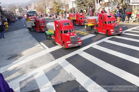 40th Annual Mayors Christmas Parade 2012\nPhotography by: Buckleman Photography\nall images ©2012 Buckleman Photography\nThe images displayed here are of low resolution;\nReprints available,  please contact us: \ngerard@bucklemanphotography.com\n410.608.7990\nbucklemanphotography.com\nFile Number 5757.jpg