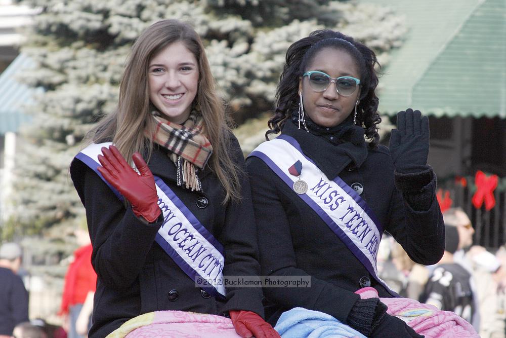 40th Annual Mayors Christmas Parade 2012\nPhotography by: Buckleman Photography\nall images ©2012 Buckleman Photography\nThe images displayed here are of low resolution;\nReprints available,  please contact us: \ngerard@bucklemanphotography.com\n410.608.7990\nbucklemanphotography.com\nFile Number 2538.jpg