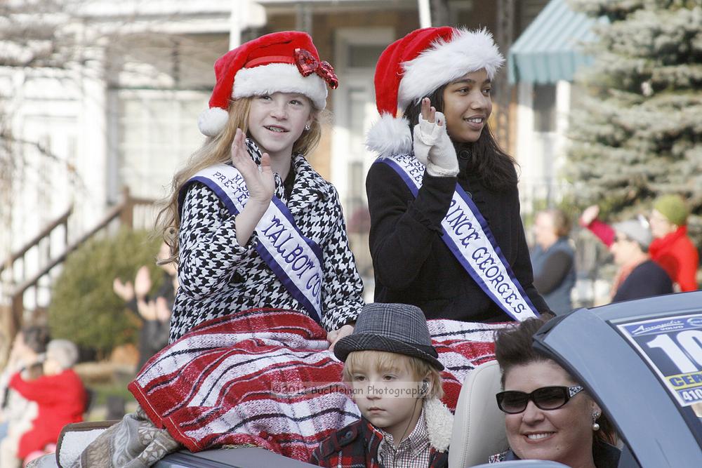 40th Annual Mayors Christmas Parade 2012\nPhotography by: Buckleman Photography\nall images ©2012 Buckleman Photography\nThe images displayed here are of low resolution;\nReprints available,  please contact us: \ngerard@bucklemanphotography.com\n410.608.7990\nbucklemanphotography.com\nFile Number 2540.jpg