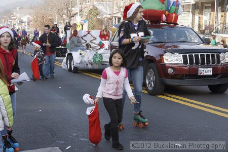 40th Annual Mayors Christmas Parade 2012\nPhotography by: Buckleman Photography\nall images ©2012 Buckleman Photography\nThe images displayed here are of low resolution;\nReprints available,  please contact us: \ngerard@bucklemanphotography.com\n410.608.7990\nbucklemanphotography.com\nFile Number 2615.jpg